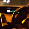 夜の運転が怖いあなたへ！夜の危険を回避する安全運転の4つのポイントを解説